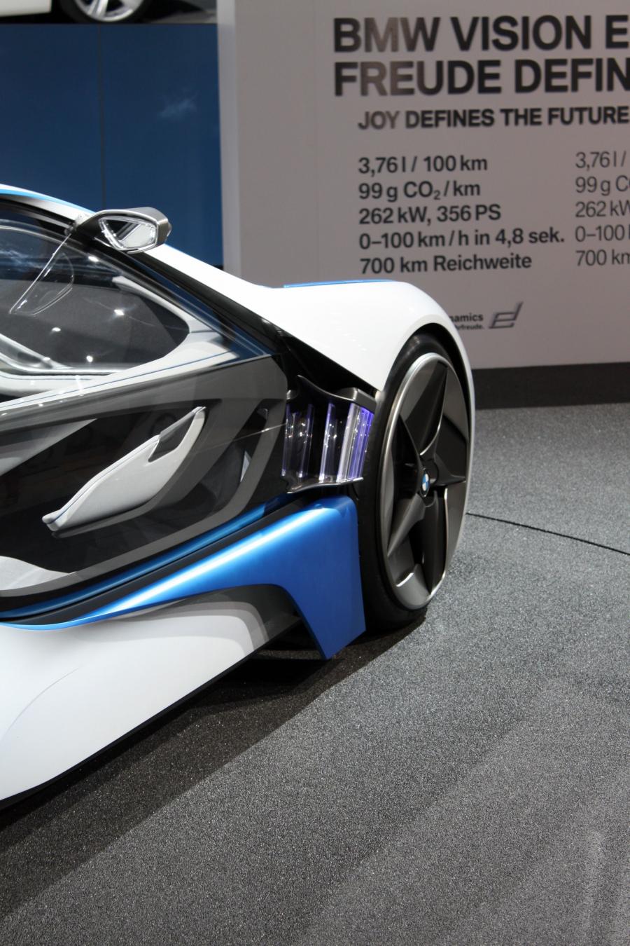  BMW Vision EfficientDynamics Concept 2009 года  (фото 95 из 206)